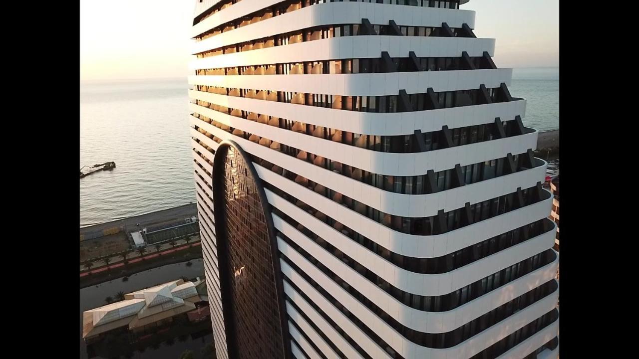 Alliance Palace Sea View Apartment Batumi Ngoại thất bức ảnh