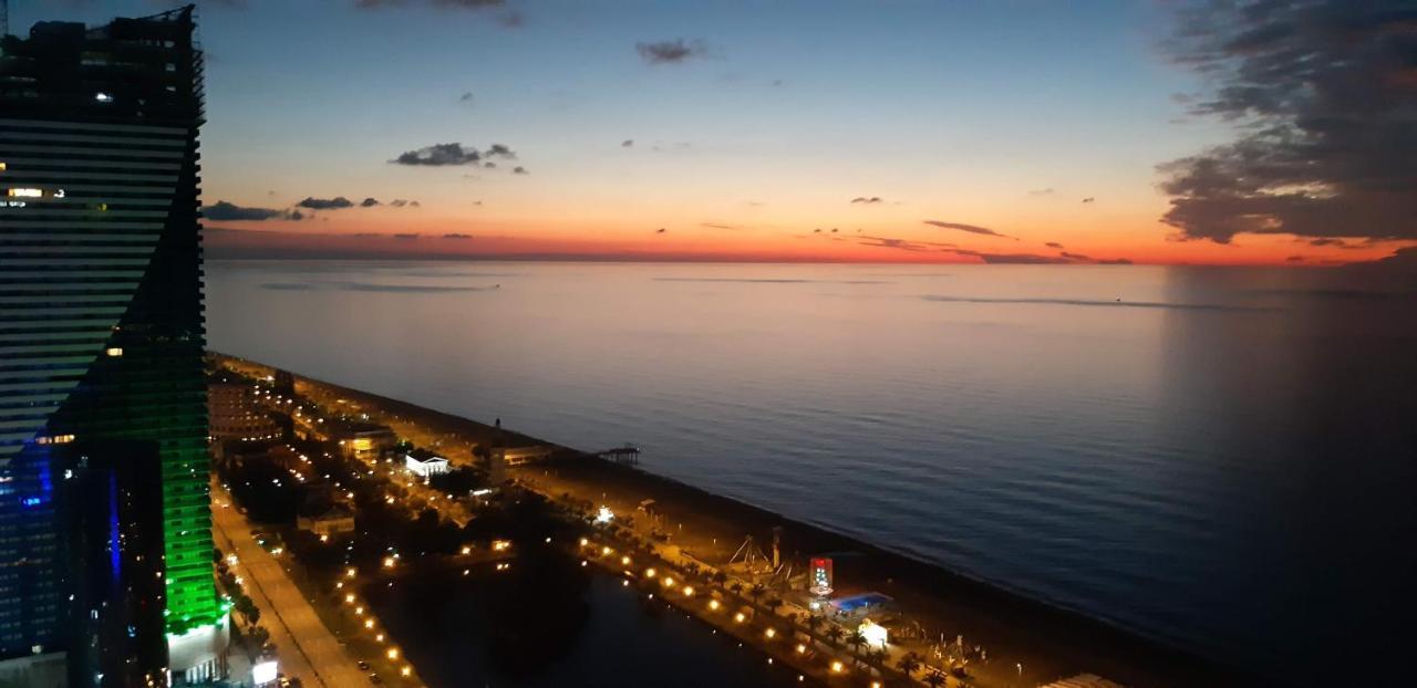 Alliance Palace Sea View Apartment Batumi Ngoại thất bức ảnh
