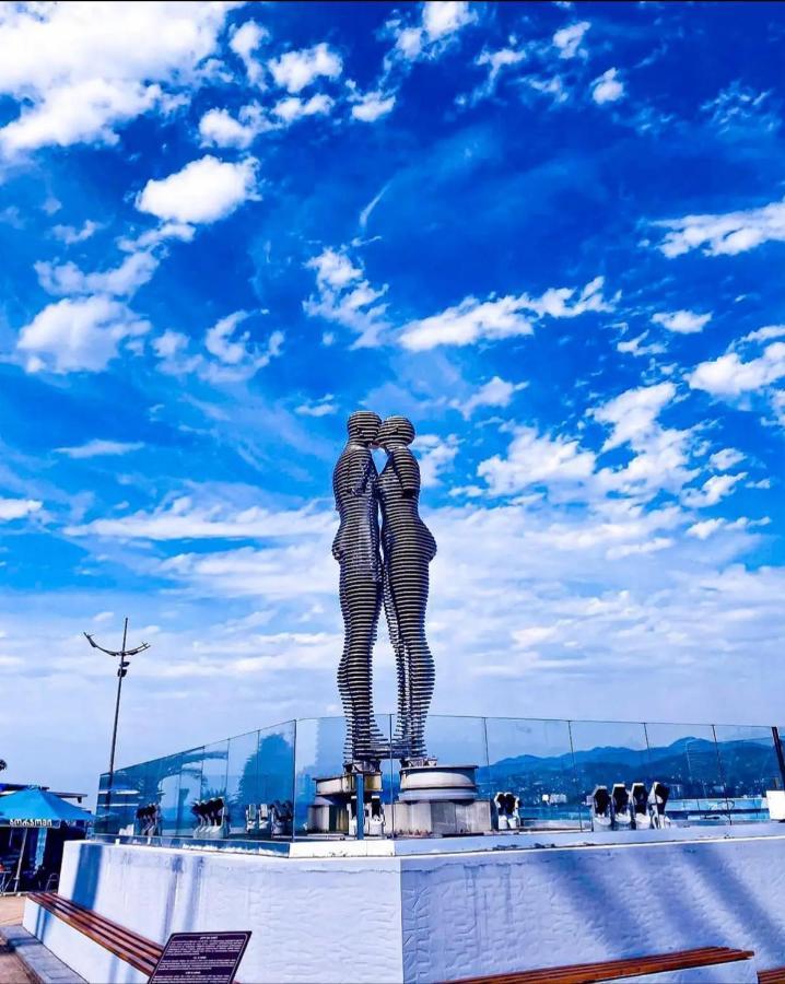 Alliance Palace Sea View Apartment Batumi Ngoại thất bức ảnh